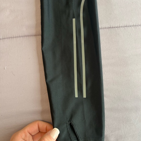 Nike Dri-FIT 7/8 Running Tights 🖤 - Picture 3 of 4